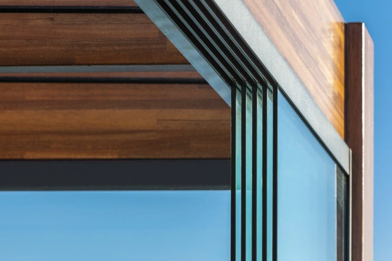 DepontiOverkapping17-Glas (3) Large.jpeg