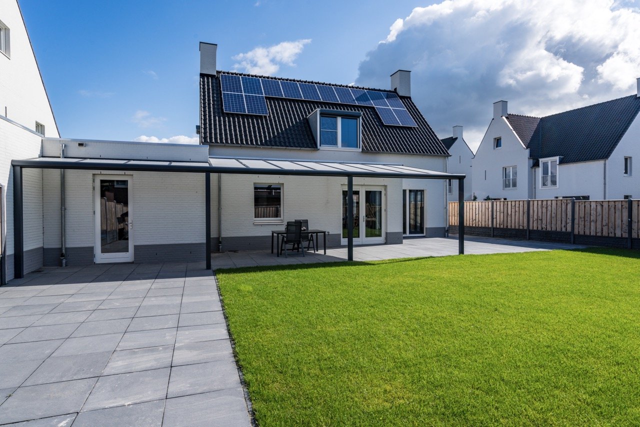 DepontiOverkapping33 - Bosco (3) Large.jpeg