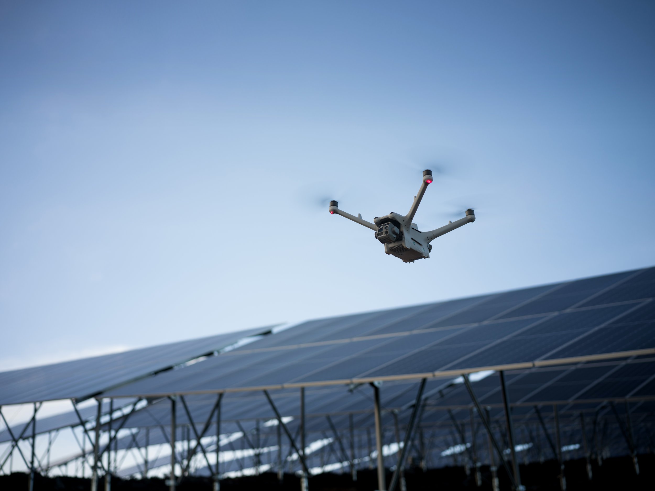 Photovoltaic Outdoor Fly-Matrice 4TD.jpg