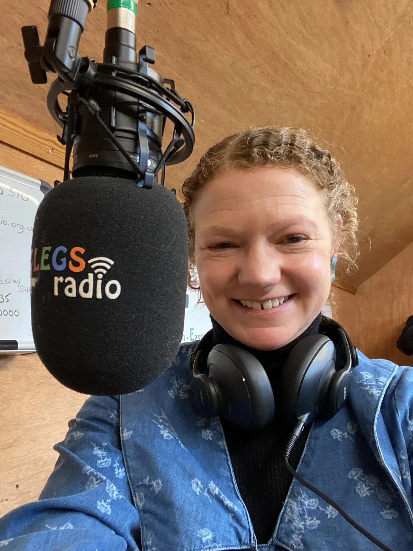 Such fun joining the @penny__post team on 4 Legs Radio this morning! Chewed the fat on all things English wine, food production, supporting local makers and farmers&hellip; all my favourite soap boxes! Thank you for having me 🙏 next time I&rsquo;ll 