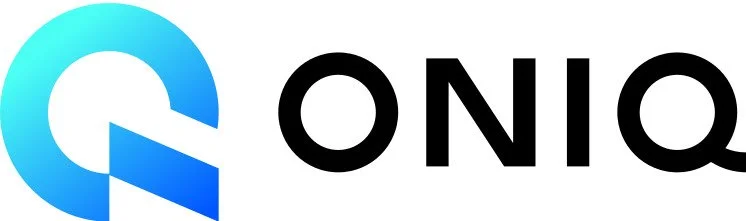 Logo der MQO-App, bestehend aus einem blauen Kreis mit schrägem Schnitt und dem schwarzen Schriftzug 'ONIQ'.