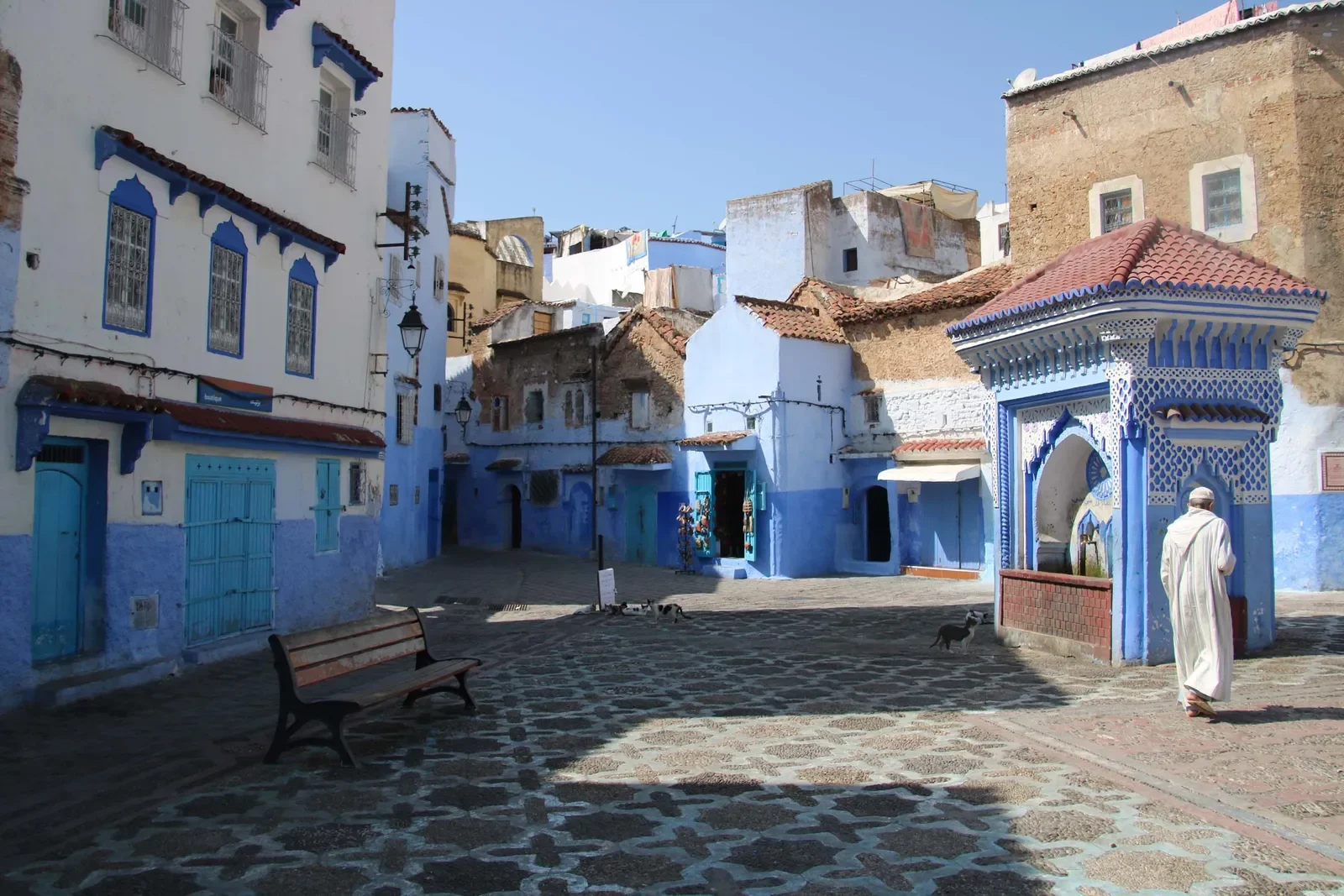 8 Reasons to Put the Blue City on Your Bucket List  ||  Vogue