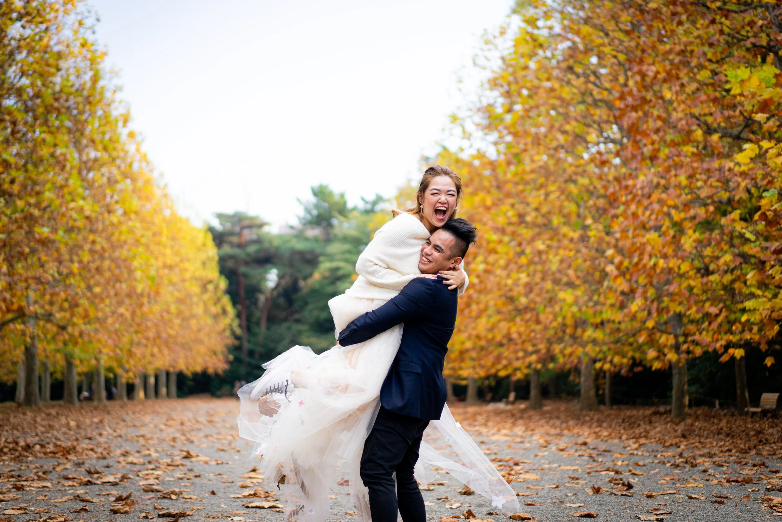 Tokyo Wedding Photographer: An Engagement in Shinjuku Gyoen and Family Mart!