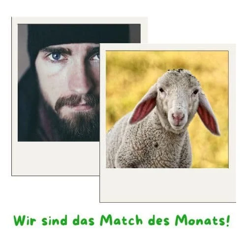 Zwei Polaroid Fotos, eines mit einem Mann und Bart und Muetze und das andere mit einem Schaf. Darunter steht in Gruen "Wir sind das Match des Monats".