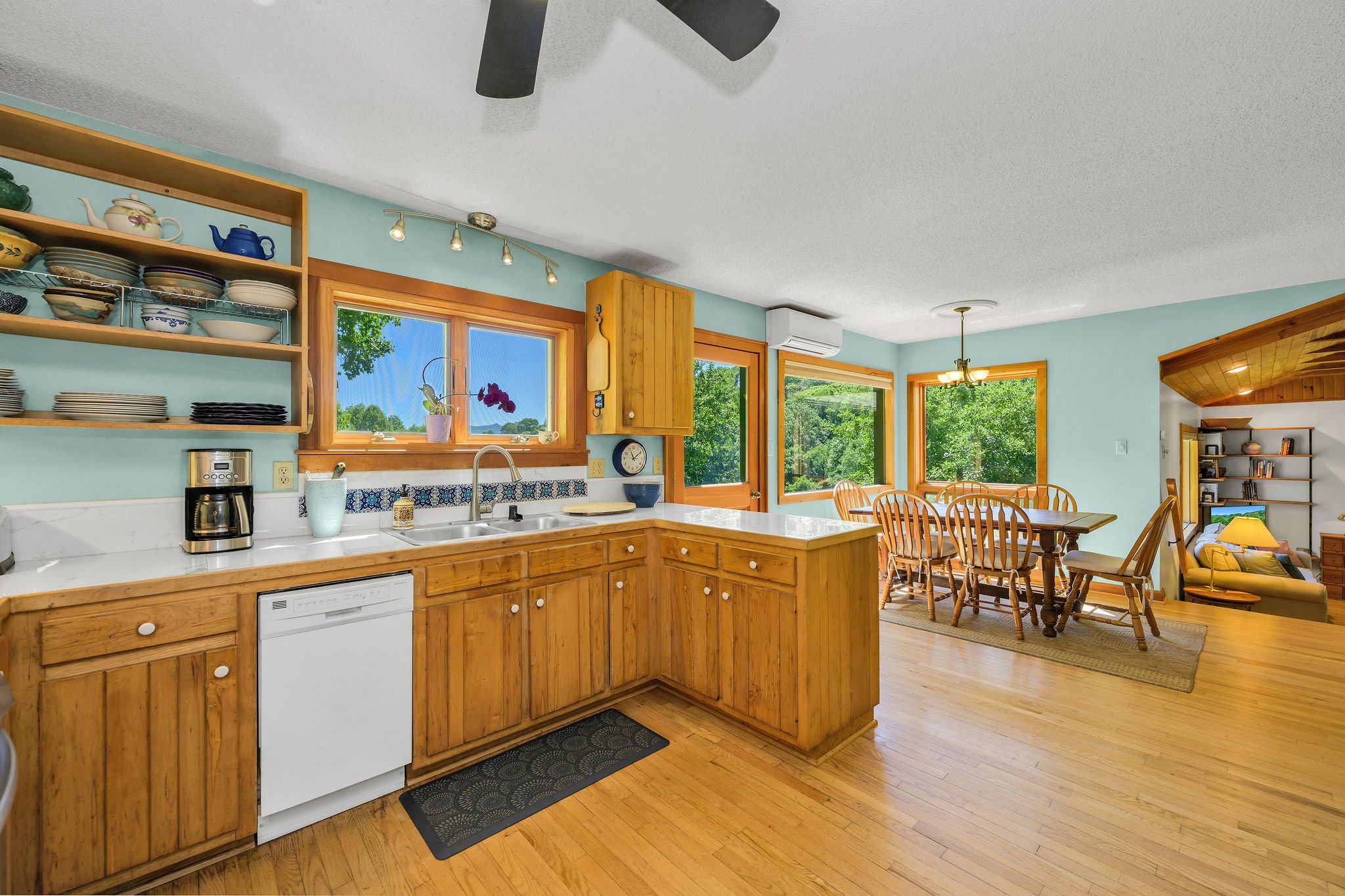 Real Estate Mountain Home Property North Carolina NC