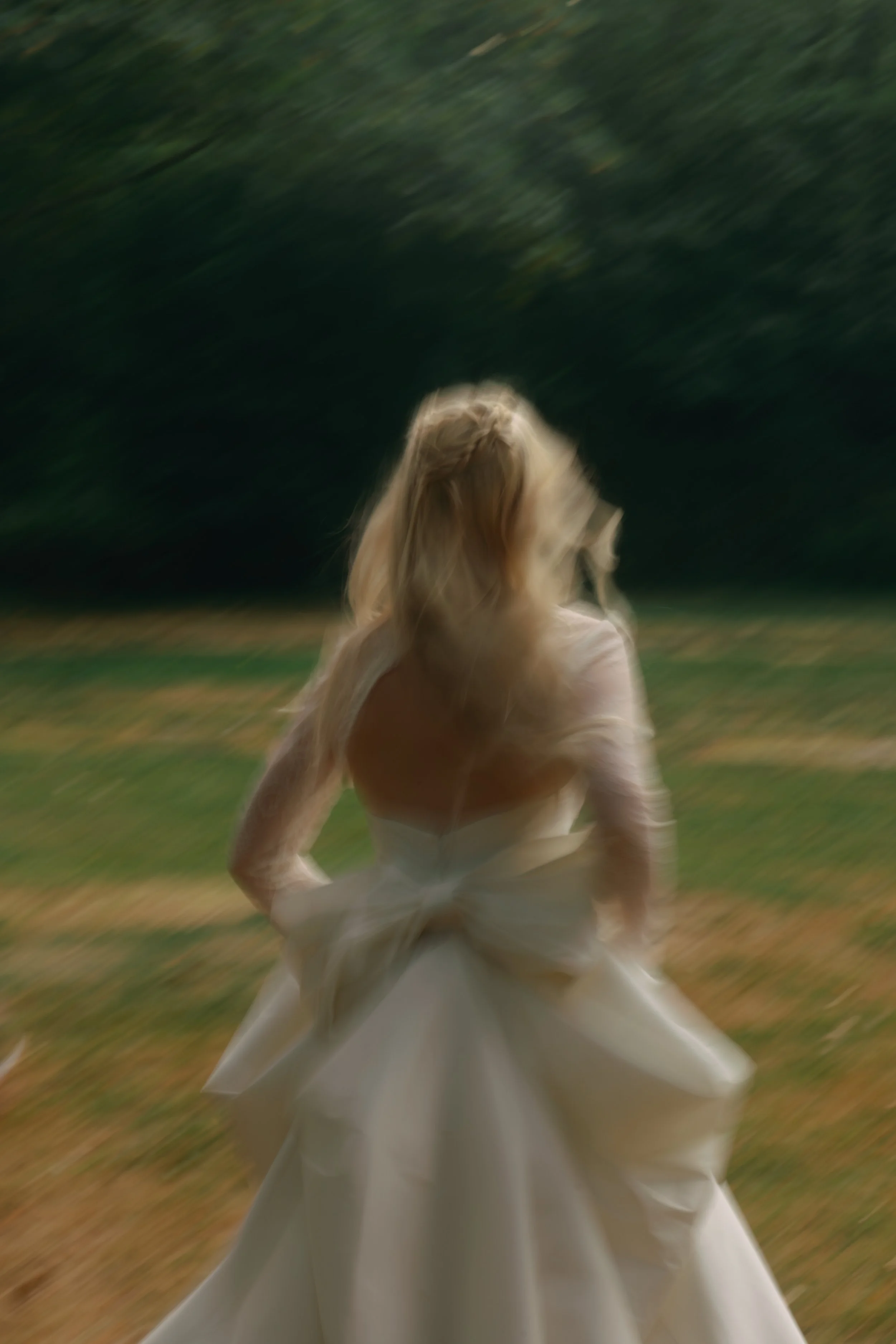 Sophie&JoshWED-R6M24607.jpg