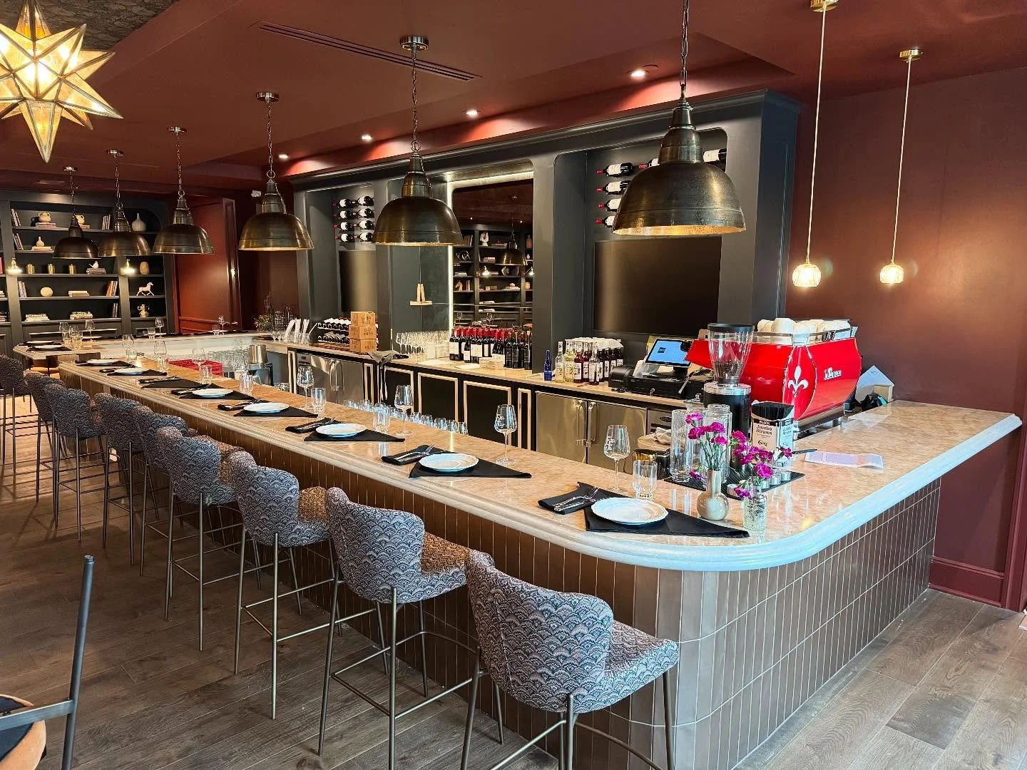 Big shoutout to Hardie Granite and Stone for the gorgeous install using our Taj Golden Drift Quartz at @everlyfarmsmn @thetable_mn. Go check them out!