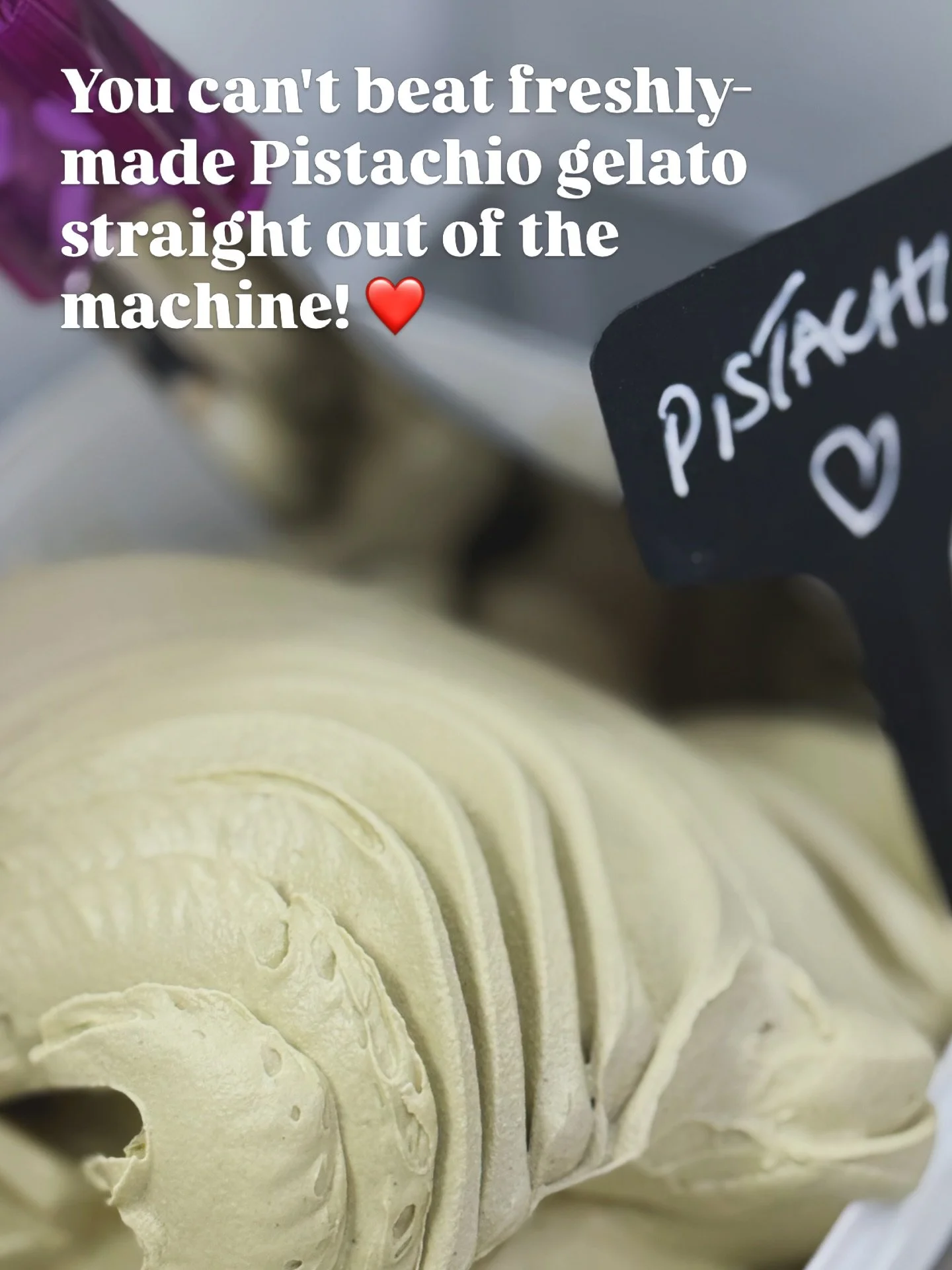 Pistachio has been in hot demand this weekend!! 🫶🤗😍

#salcombe #artisan #pistachio #gelato #handmade