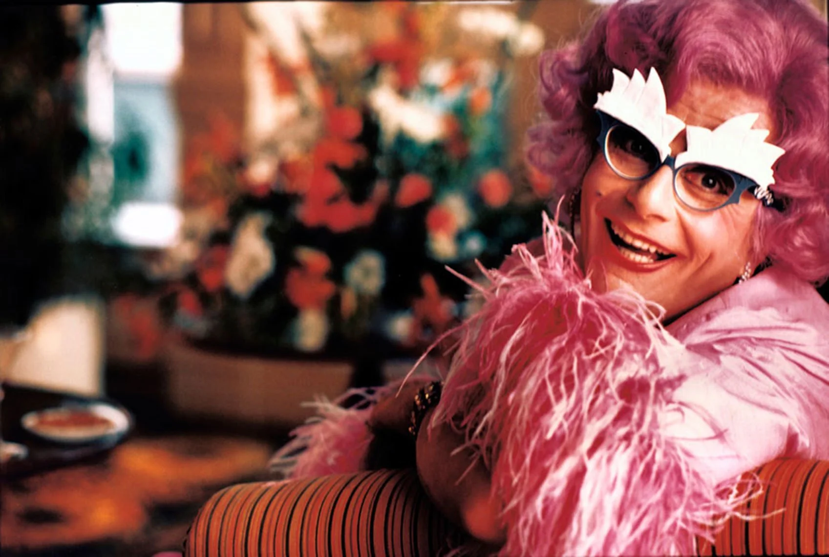 02_-Dame-Edna-Everidge.2.jpg