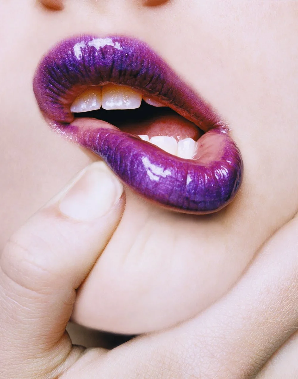 Lips_02v1_V2tif.jpg