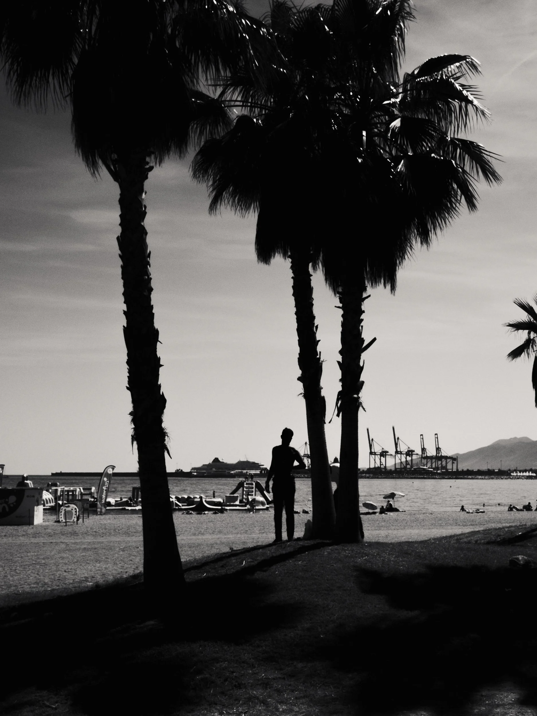 Connal-McClure-Street-Photography-00-10.jpg