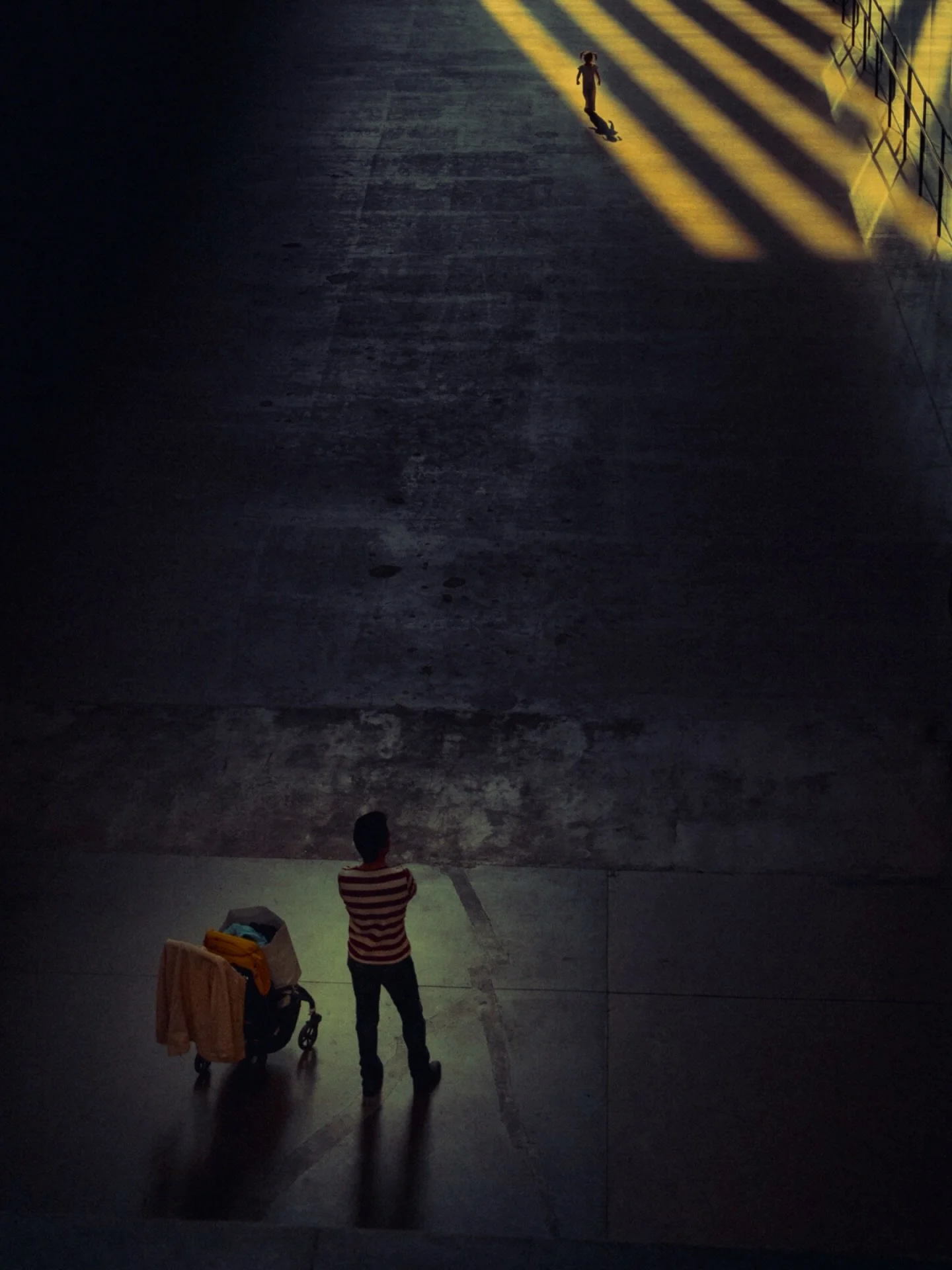 A Silent Standoff_ .
.
.
#leicaq3 #london