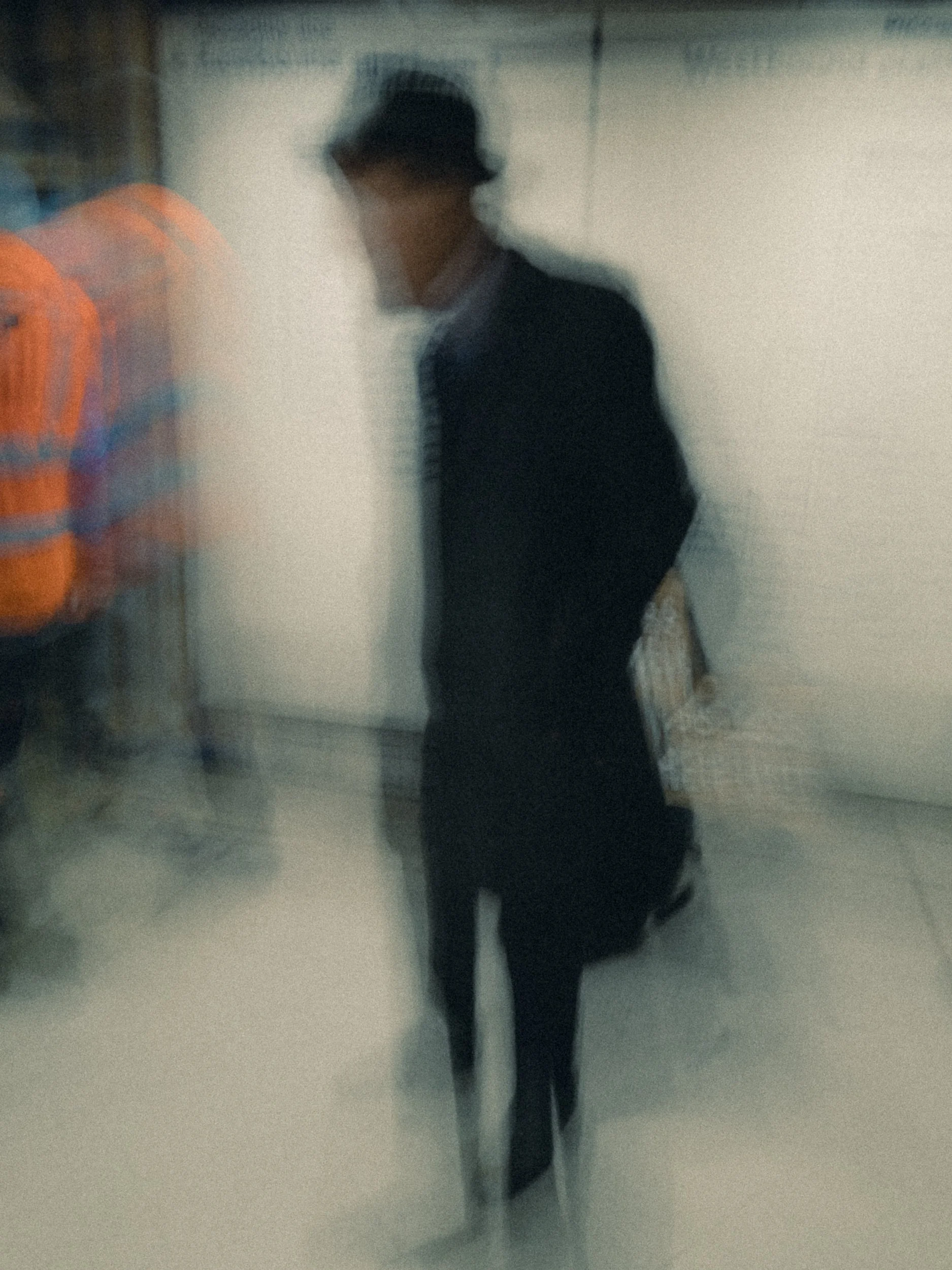 Connal-McClure-Street-Photography-00-13.jpg