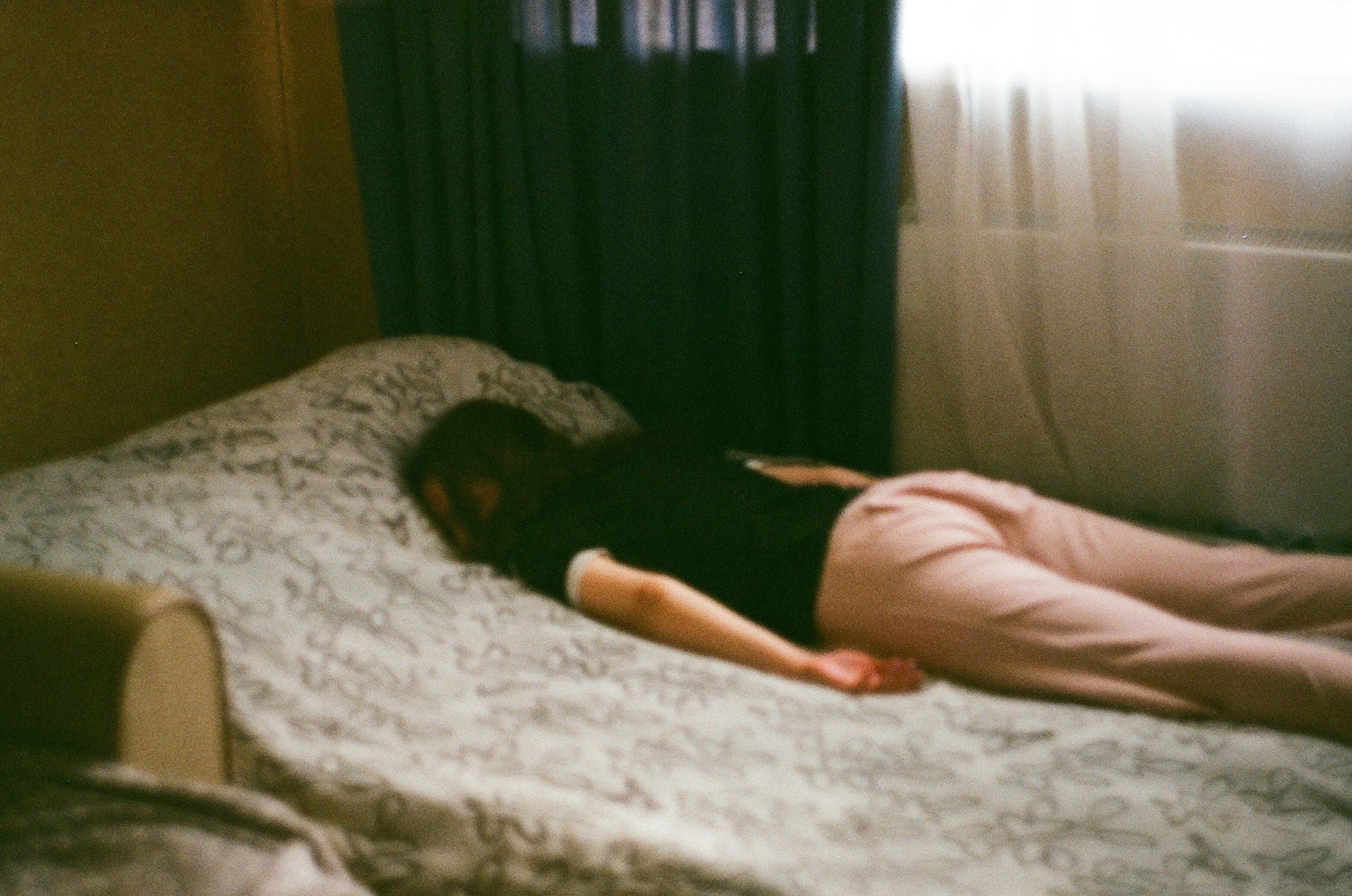 Best and Worst Sleeping Positions: How They Affect Your Health and Sleep Quality