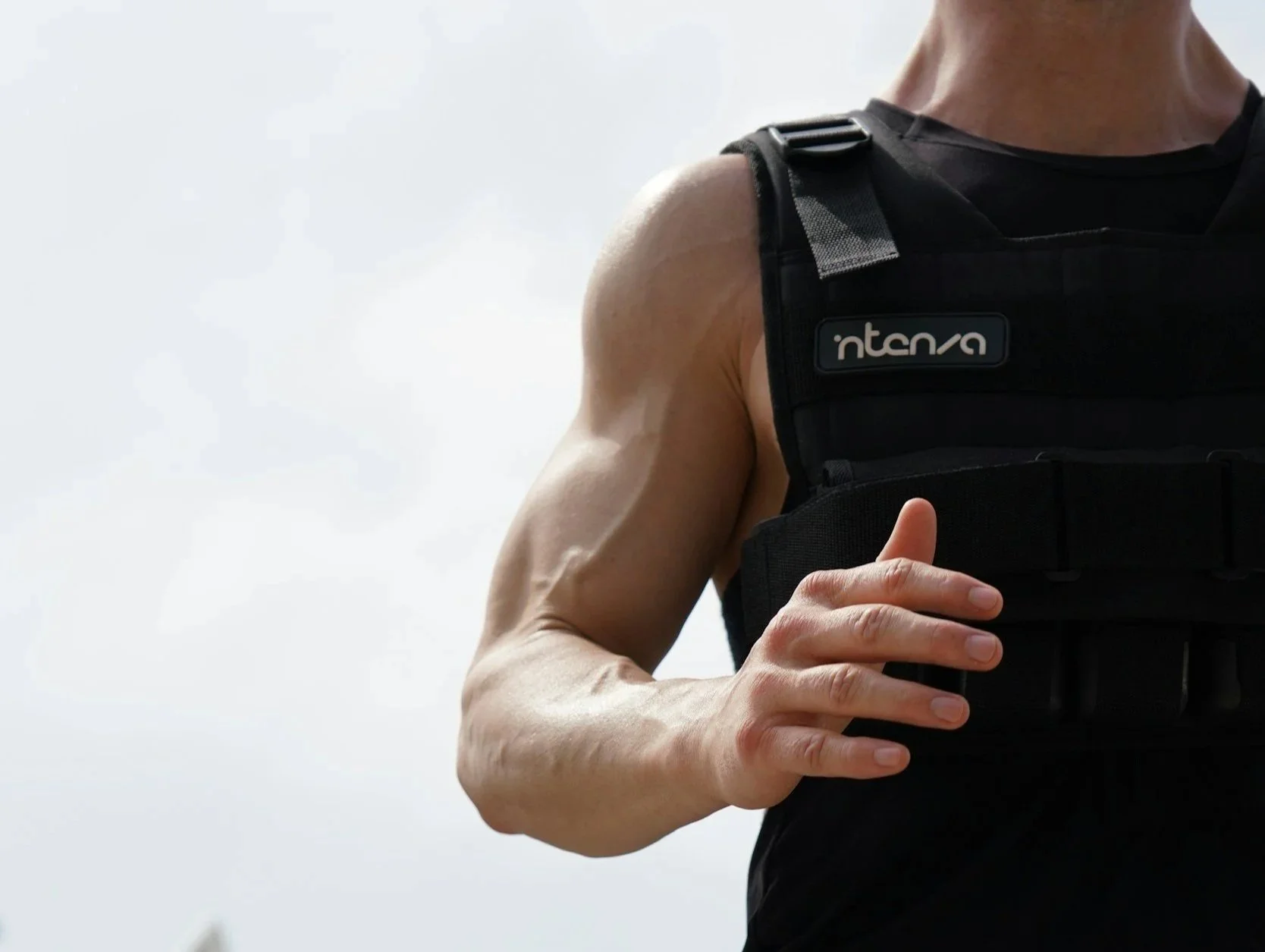 Should You Train with a Weighted Vest? Real Benefits vs Risky Hype