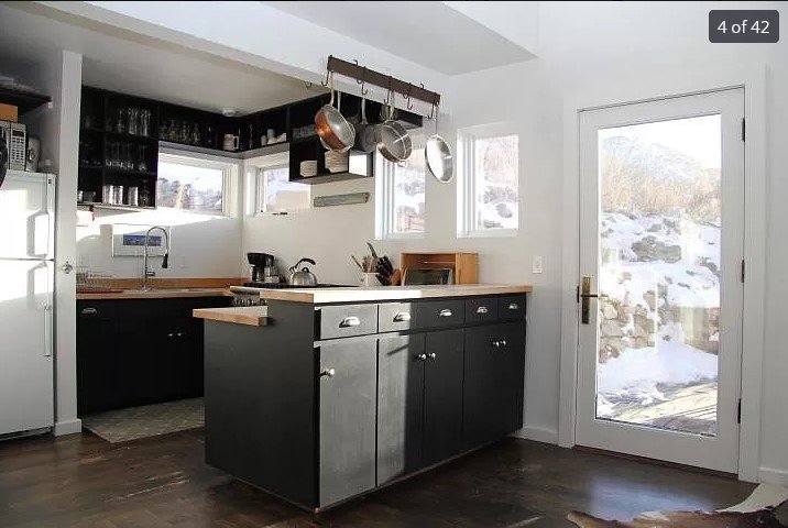 Kitchen 2.2.jpg