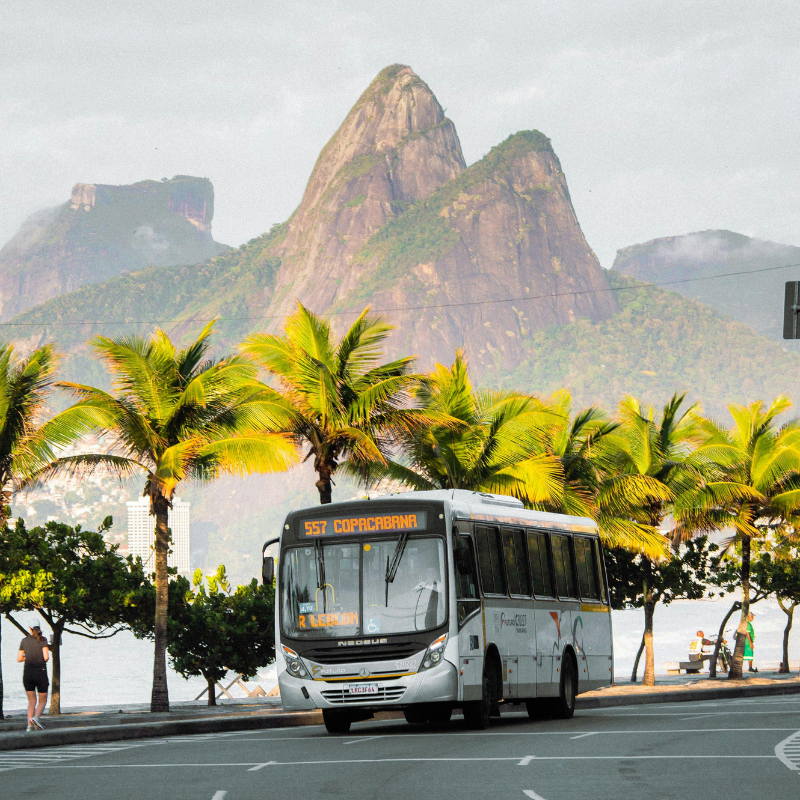 Onibus em Ipanema.png