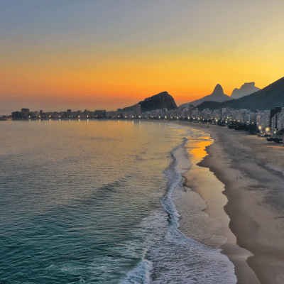 Copacabana beach seen from Leme.png