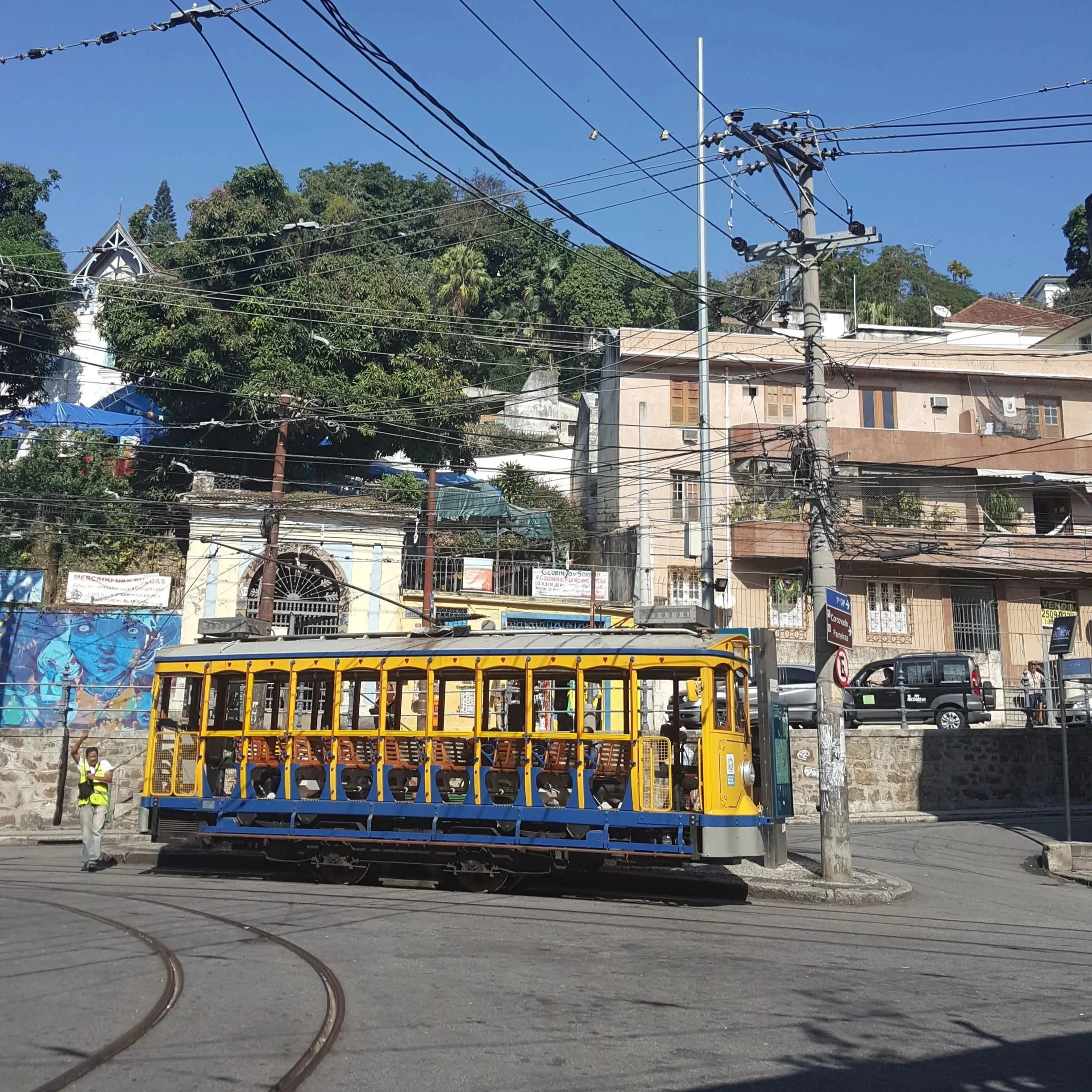 Santa+Teresa+tram+%282%29.jpg