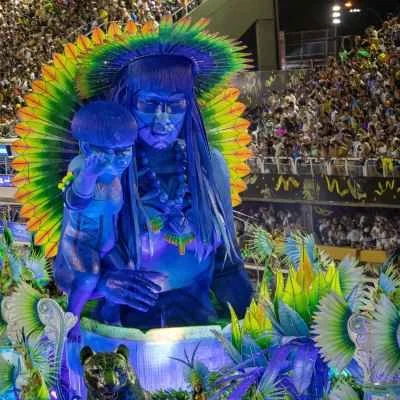 Carnival parade in Rio de Janeiro.jpg