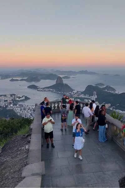 Christ the Redeemer late afternoon.jpg