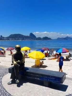 statue-poet-copacabana-beach.jpg