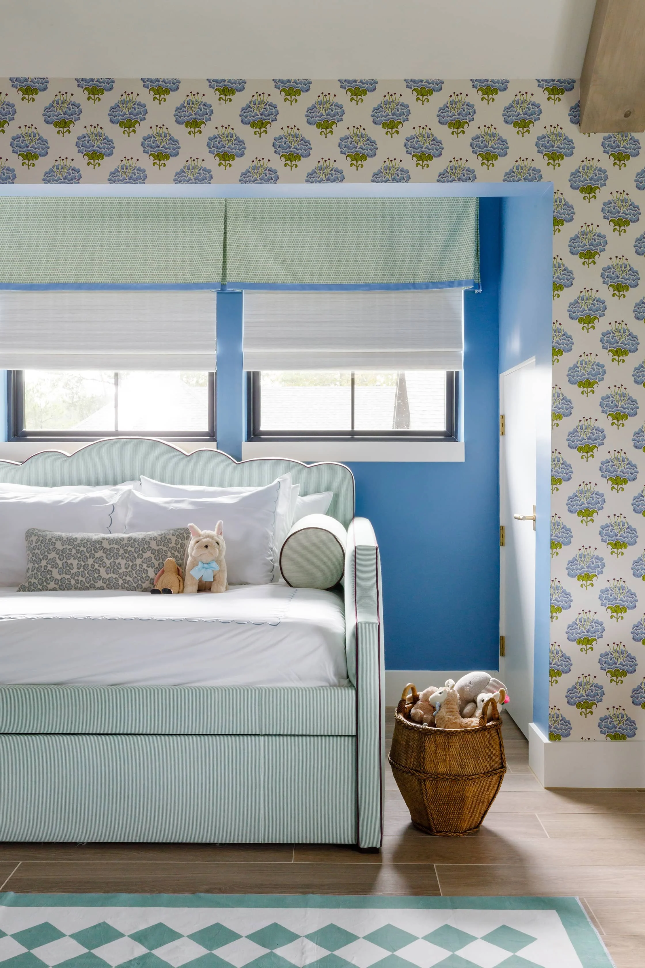 Lake Villa Blue Bunk Room Window Seating Right View.jpg