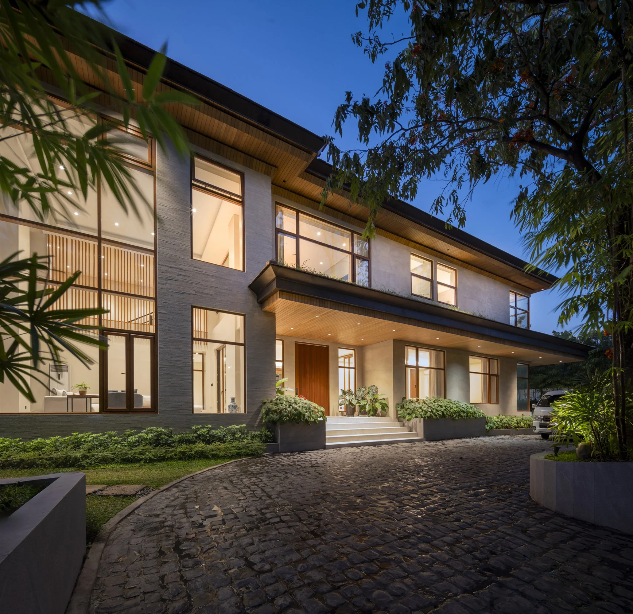 KM030324-DVMKT-28 copy.jpg