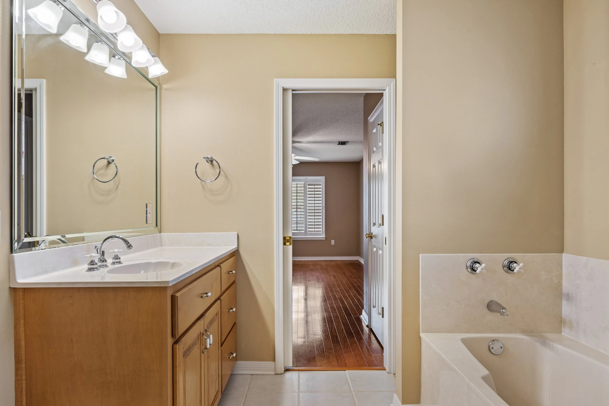 3656 Sawmill Circle74.jpg