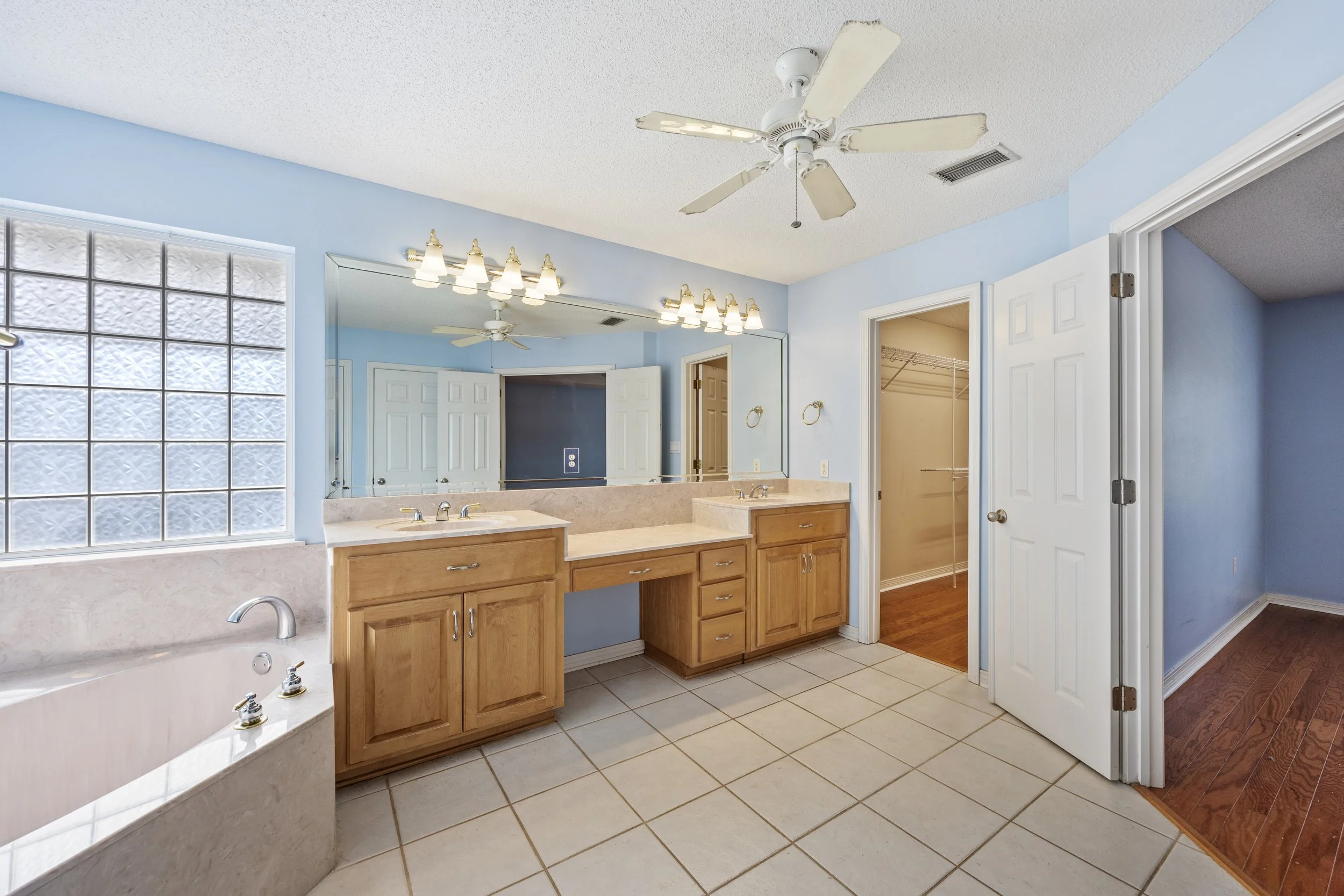 3656 Sawmill Circle68.jpg