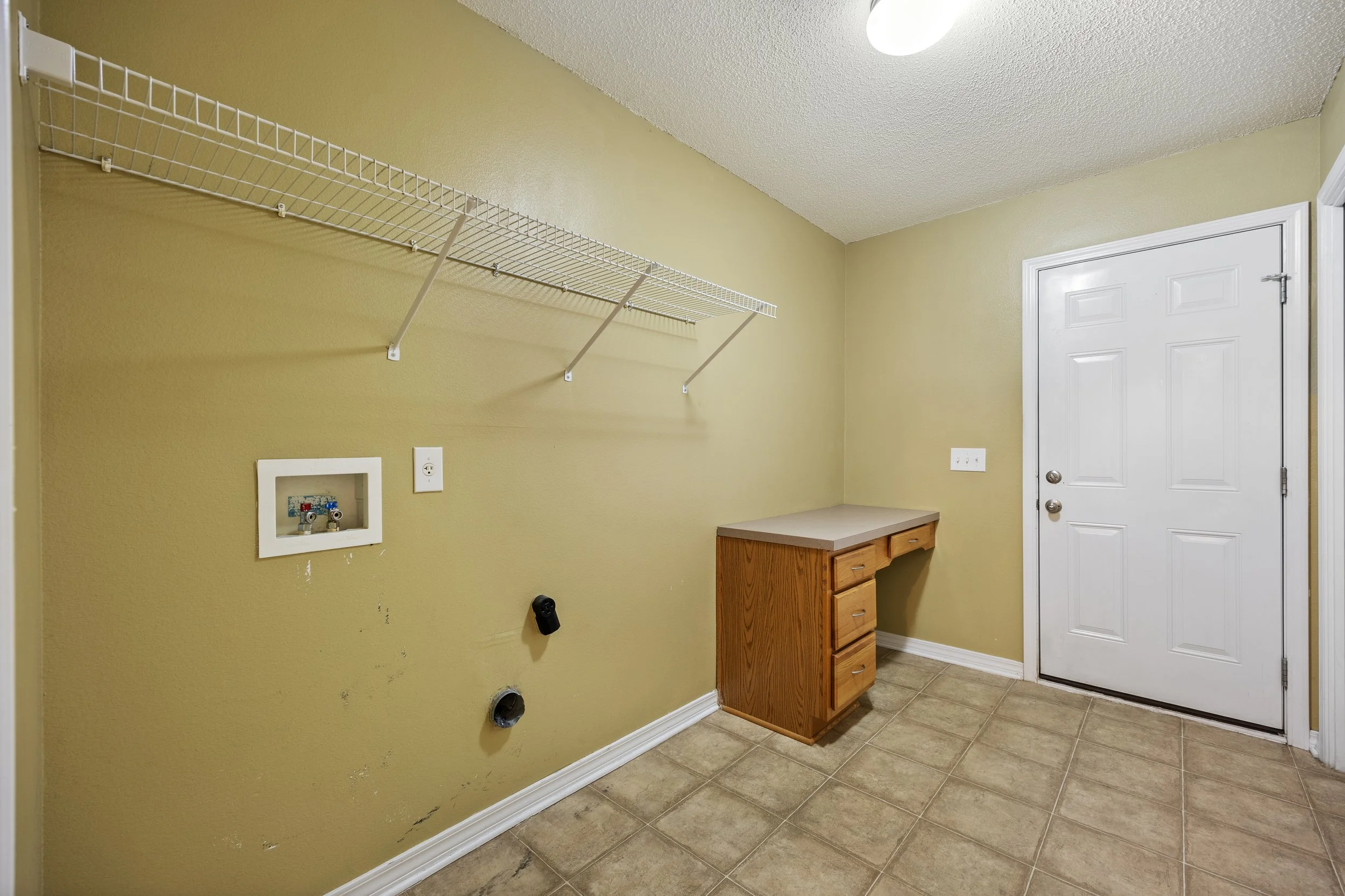 5818 Chi Chi Circle_36.jpg