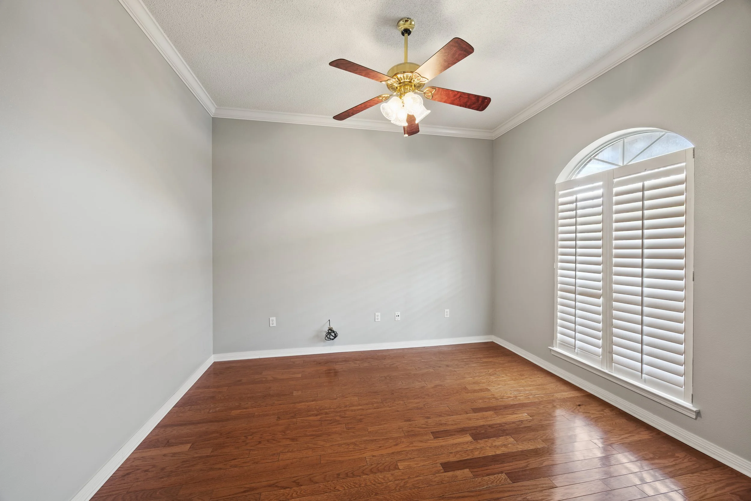 3656 Sawmill Circle51.jpg