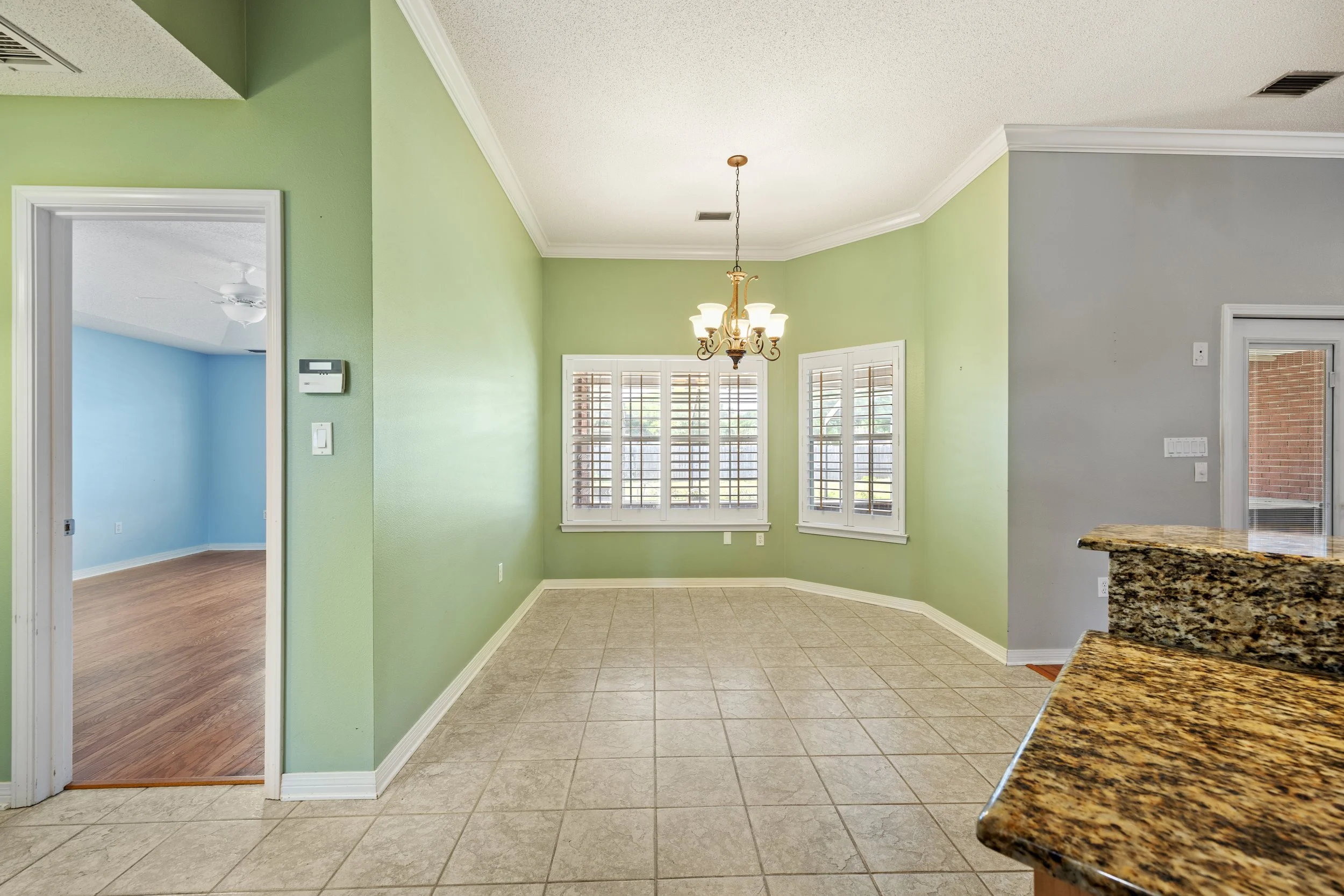 3656 Sawmill Circle64.jpg