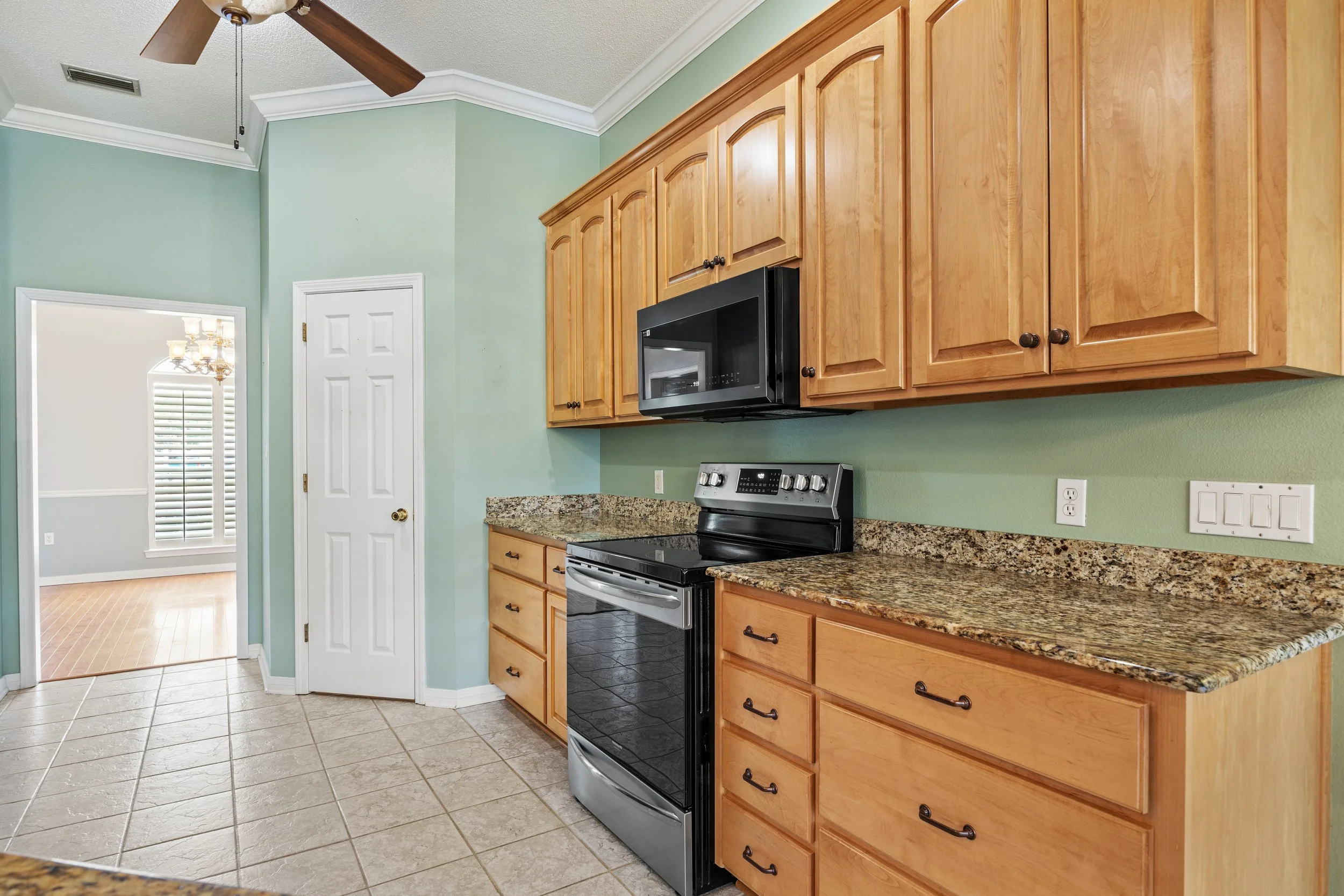 3656 Sawmill Circle60.jpg
