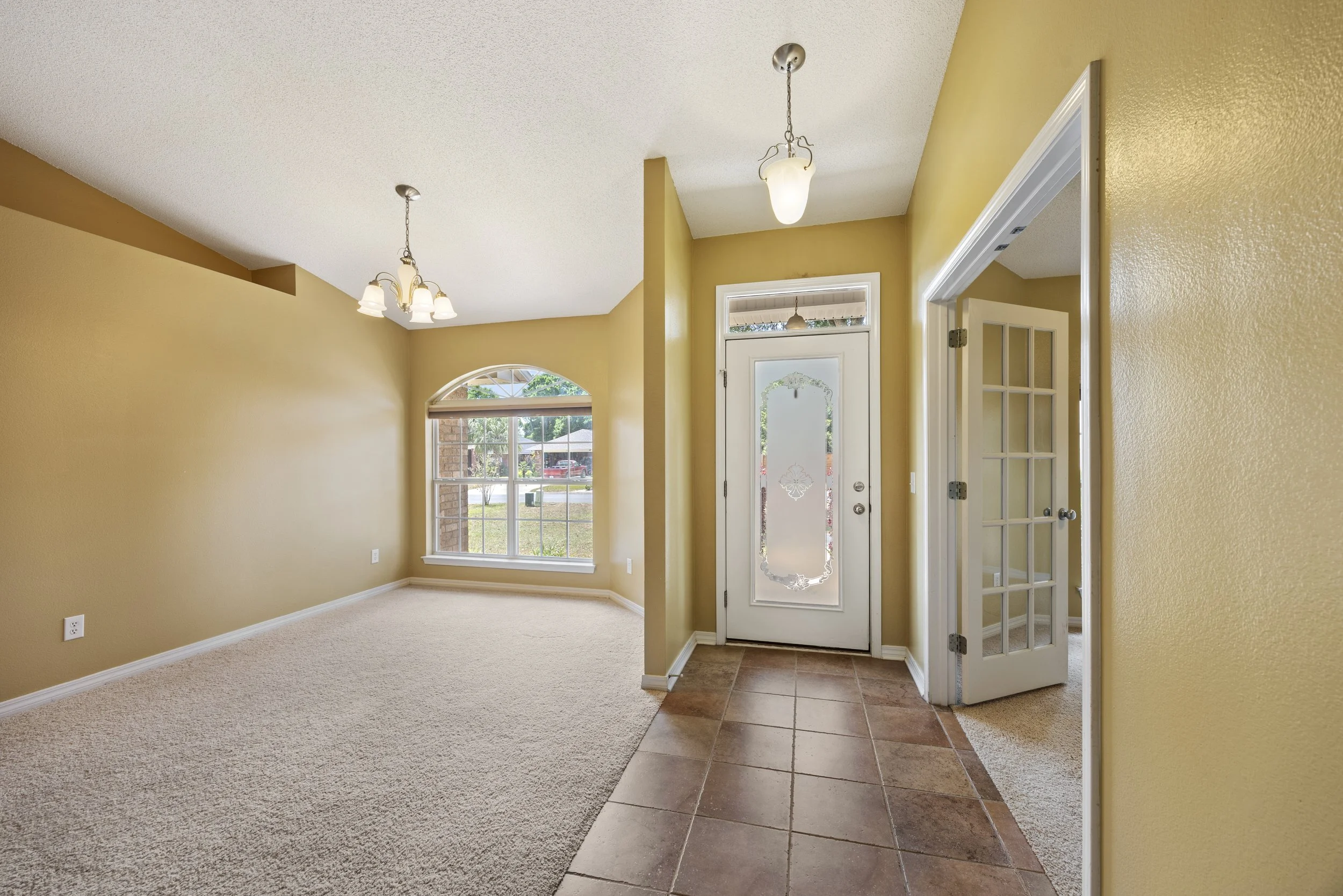 5818 Chi Chi Circle_5.jpg