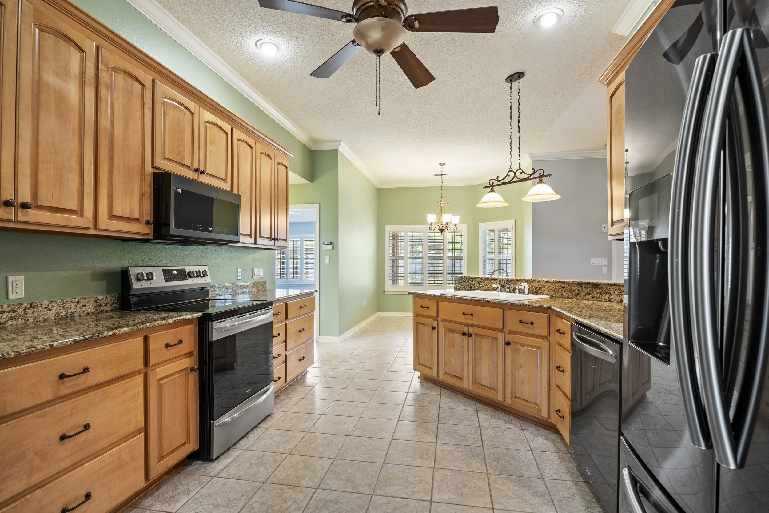 3656 Sawmill Circle58.jpg
