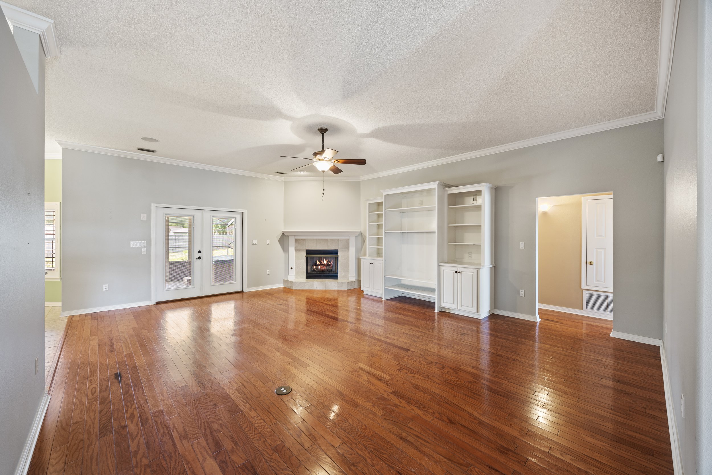 3656 Sawmill Circle55.jpg