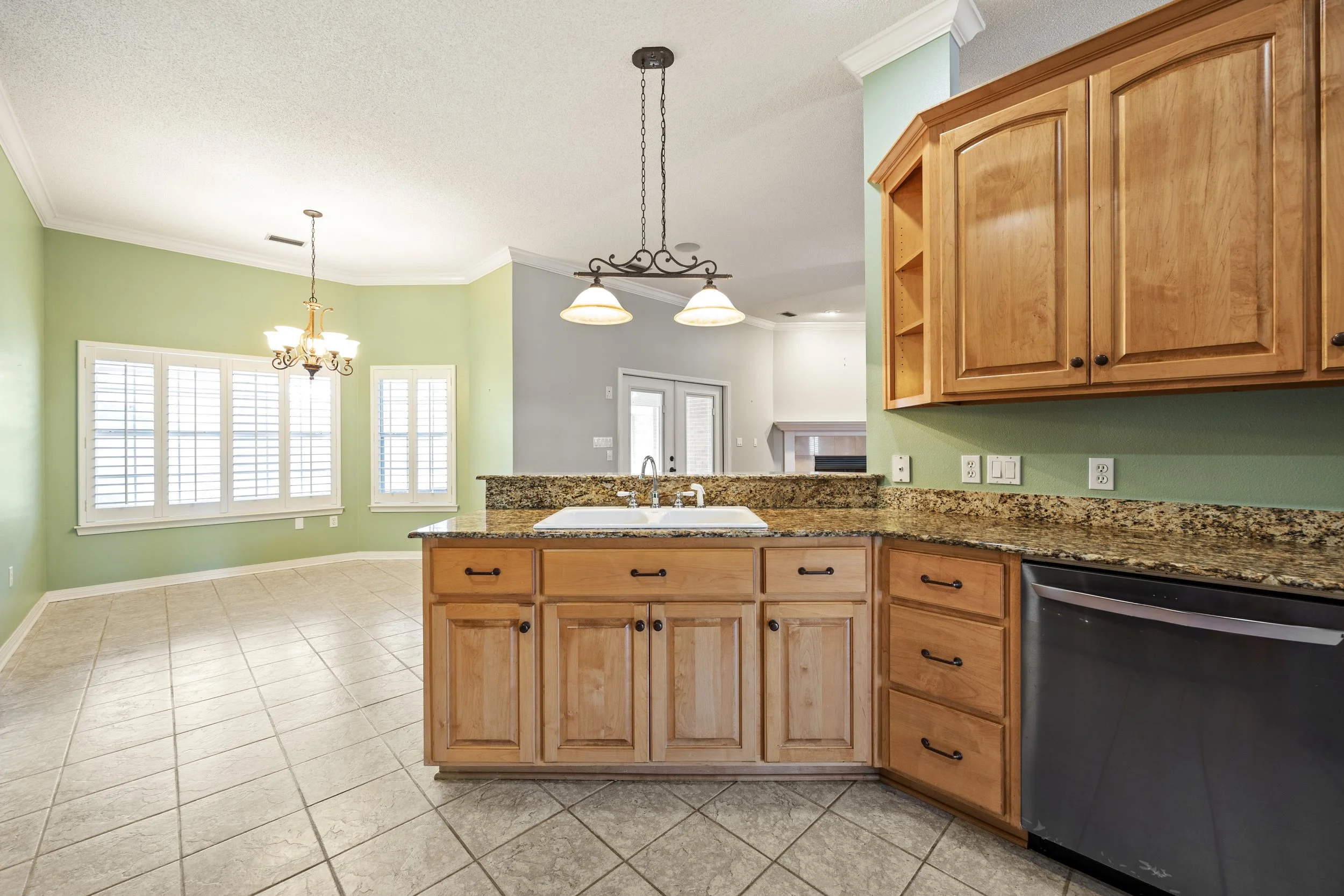 3656 Sawmill Circle59.jpg