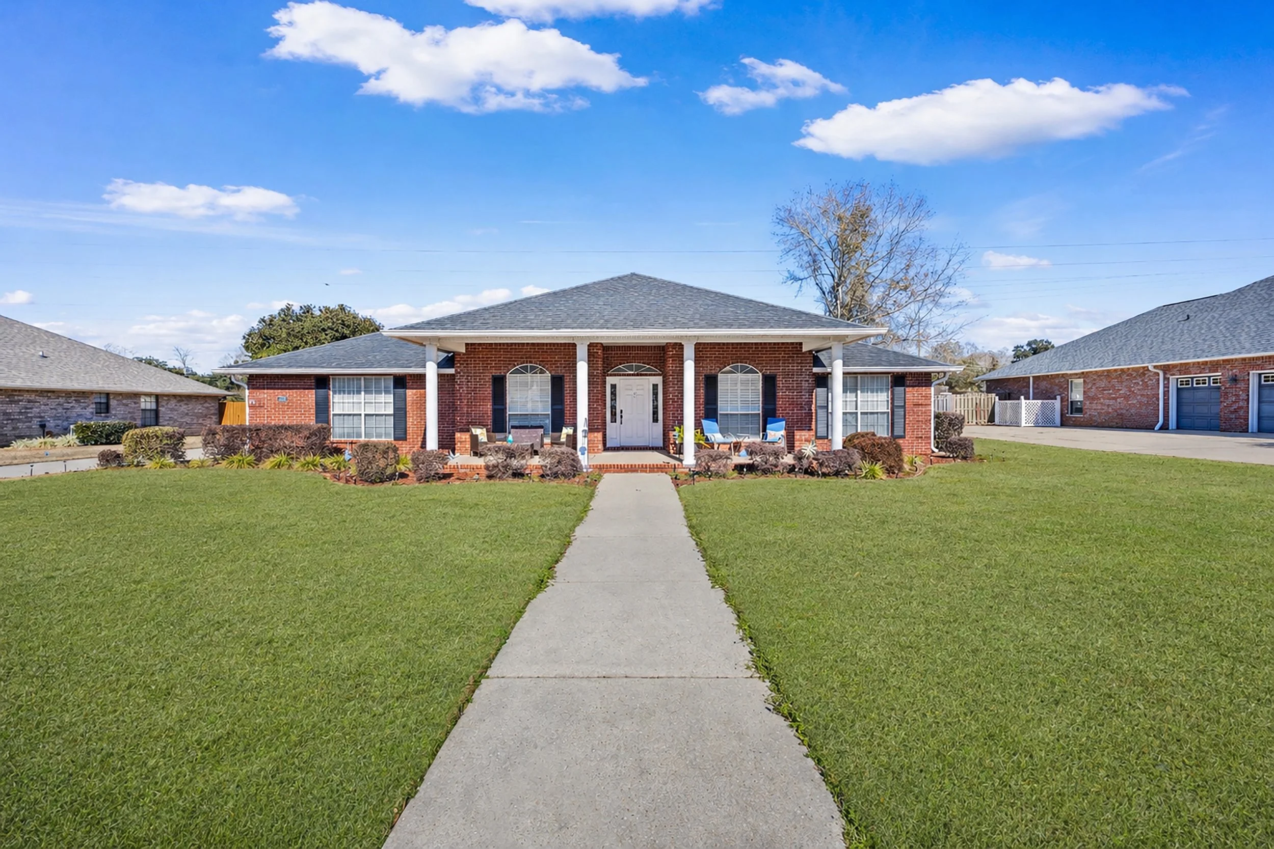 3656 Sawmill Circle3.5.jpg
