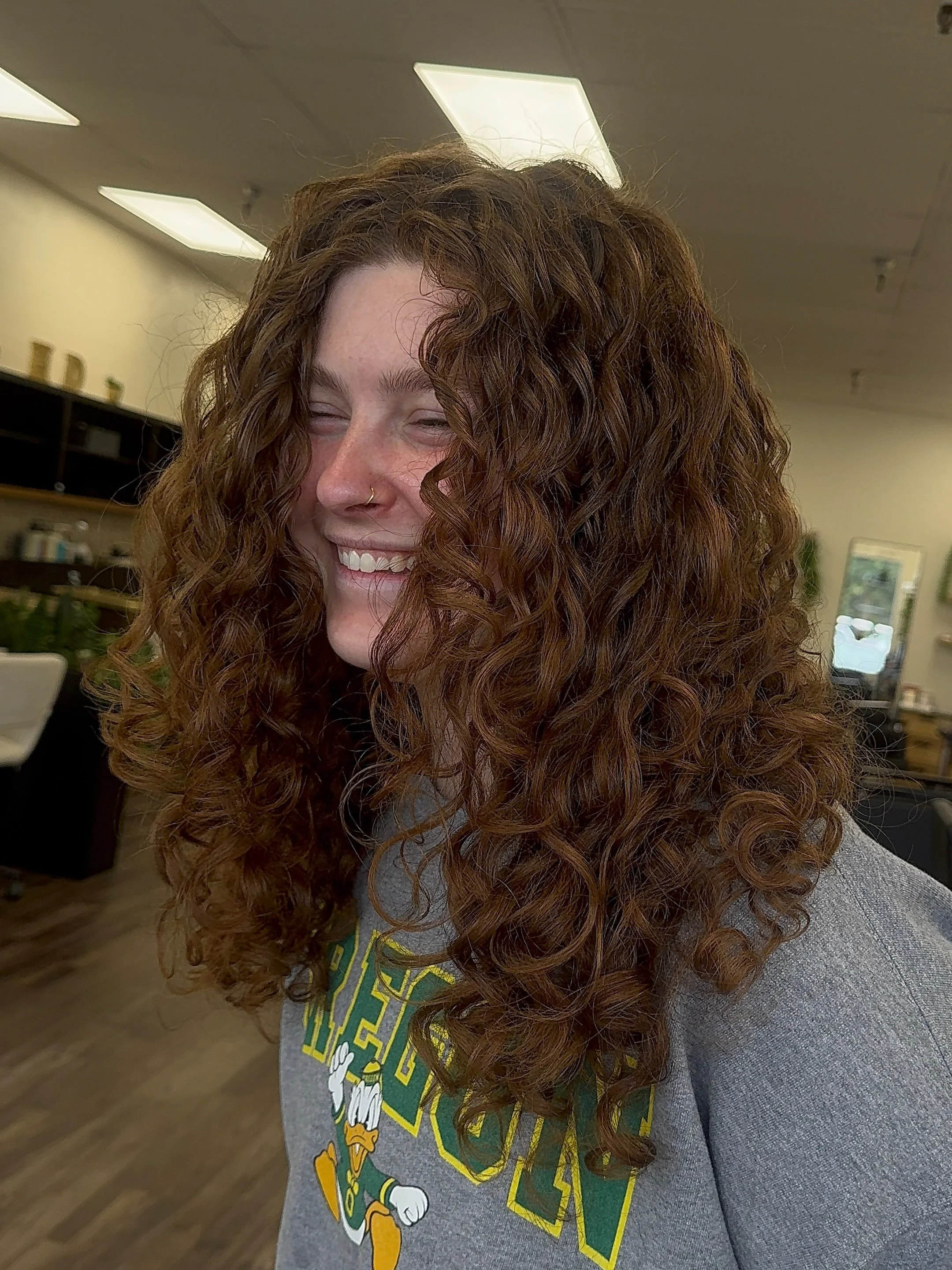 Manifesting gorgeous, healthy curls for all my curly girls 🌀💕

By the end of the year, your best curl era is waiting ⭐️book your Lux Curl Cut, 🔗link in bio.

.
.
.
.
Springfield Oregon curl specialist, Eugene Oregon curly hair salon, curl expert, 