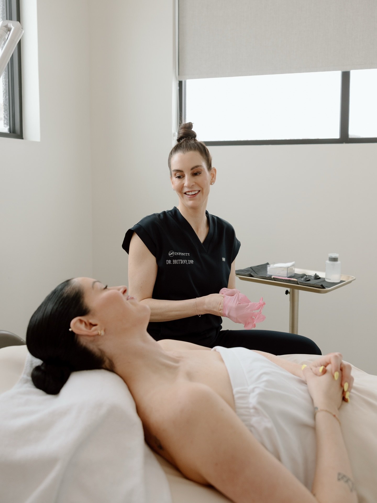 PSA: you&rsquo;ll want to avoid sun exposure after your laser treatment ☀️ so now is the perfect time to book before sunny days are in full swing.

Whether you&rsquo;re planning for smooth skin, brighter tone, or an overall skin refresh, starting you