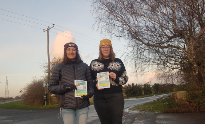 Local residents in Brigg, Lincolnshire campaigning against Hibaldstow Farm, an intensive chicken factory farm. 
