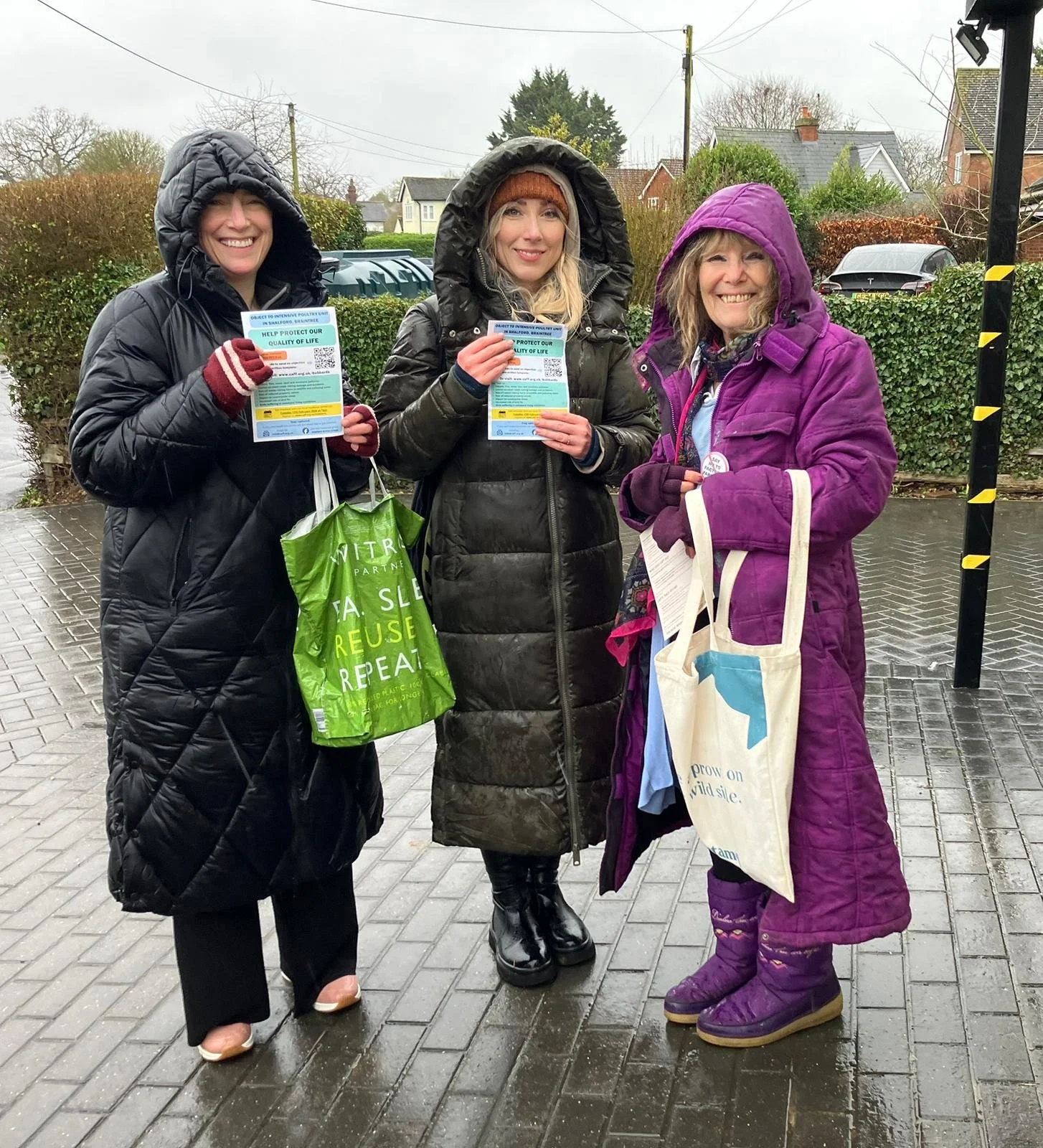 Braintree residents campaigning against the intensive chicken unit, Hubbards Farm, located near a local primary school. 