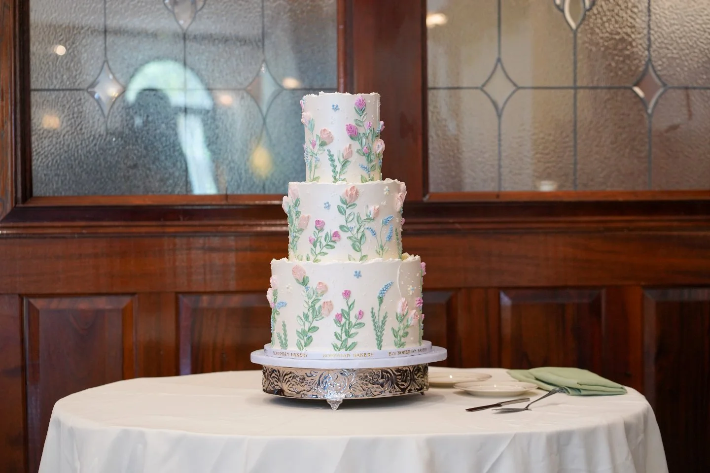 Glendalough Manor - where you come for the celebration, and stay for the cake. 💍🍰

Don't worry, we'll save you a slice (or two).

#WeddingVenue #GlendaloughManor