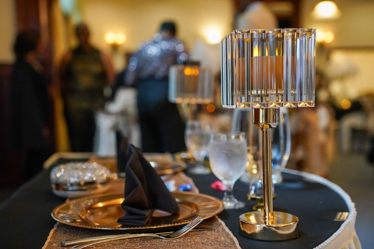 ✨🥂Every detail set for an unforgettable celebration✨🥂

📍Glendalough Manor - Tyrone, GA

#GlendaloughManor #EventVenue #WeddingVenue #TableSetting #EventDecor #WeddingDetails #TablescapeGoals #ElegantEvents