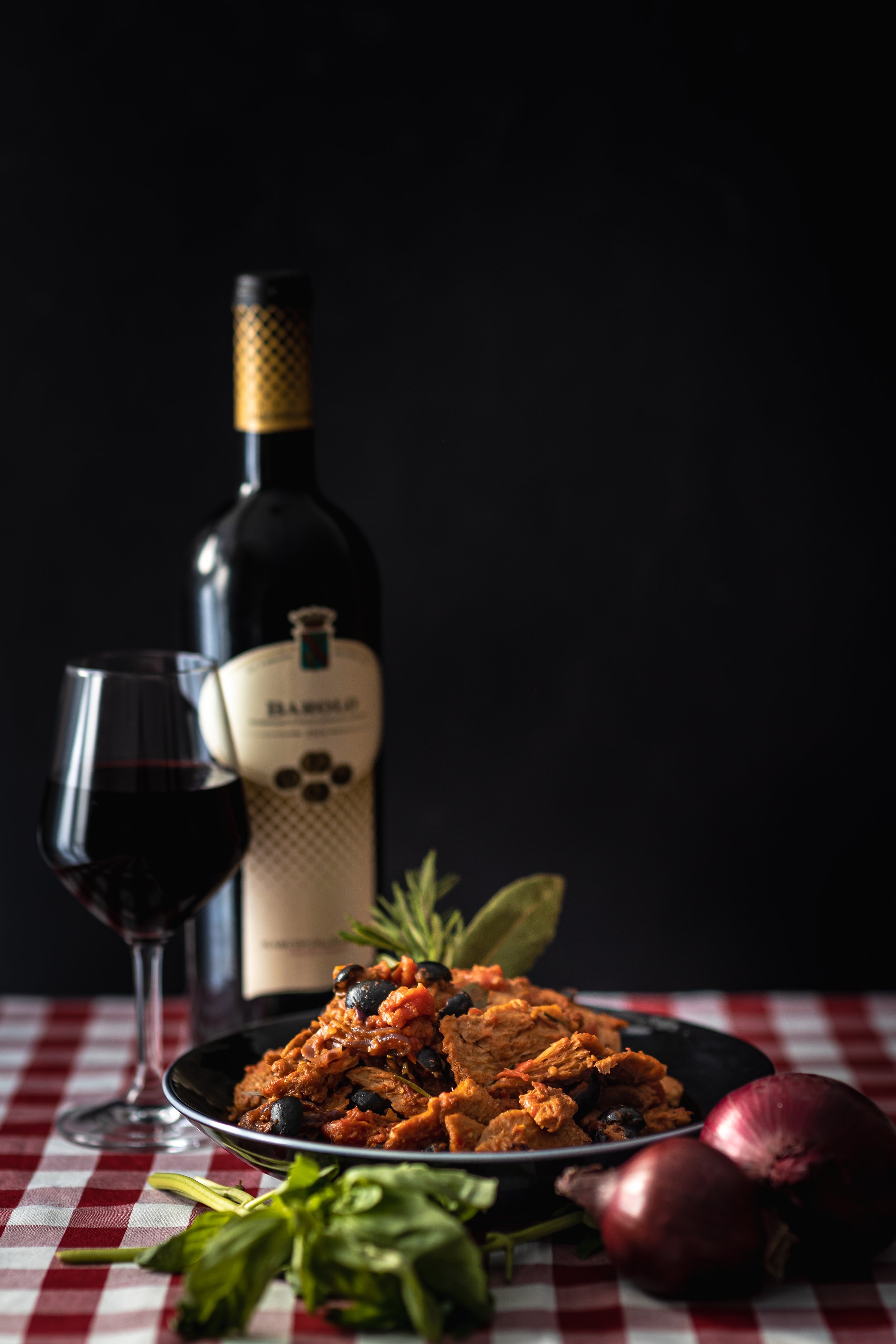 it's not what it looks like cover .JPG