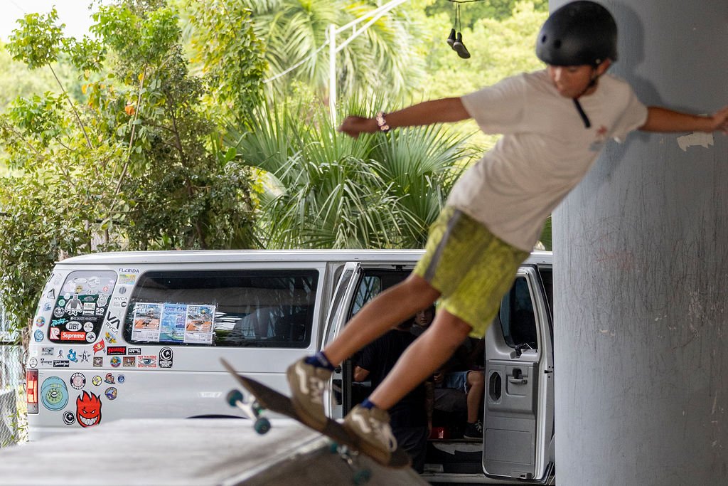urban-skateboard-photo-shoot-dania-beach-lifestyle.jpg