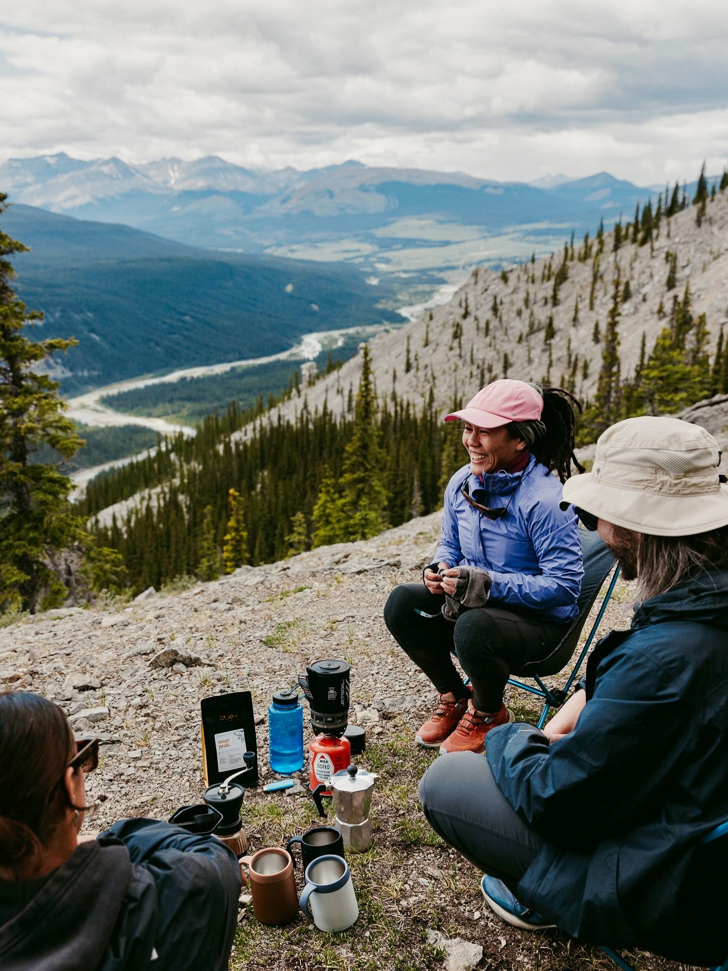 Coffee&rsquo;s meant to be had with friends&mdash;and it&rsquo;s even better outdoors. 🏔️

Brew up a cup of Elk&amp;Owl&rsquo;s Maze Peak medium roast: a smooth, specialty Grade 1 blend sourced directly from farmers and farmer-owned cooperatives in 