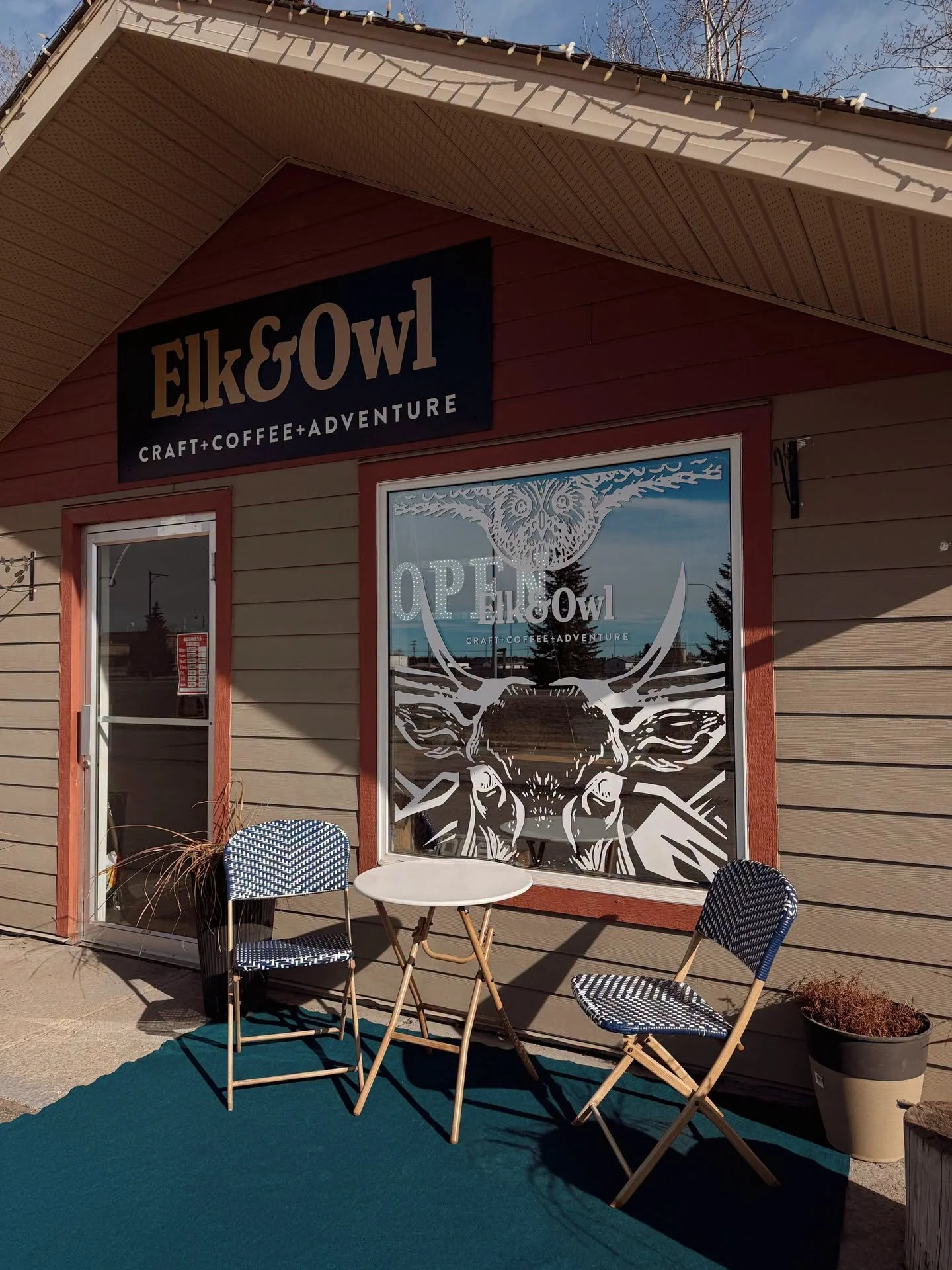 The patio is OUT and it finally feels like spring ☀️

Open until 4pm come grab a drink and sit a while 🤎

Order online with @spycedelivery or elkowl.ca 

#coffeelover #coffee #alberta #sundre