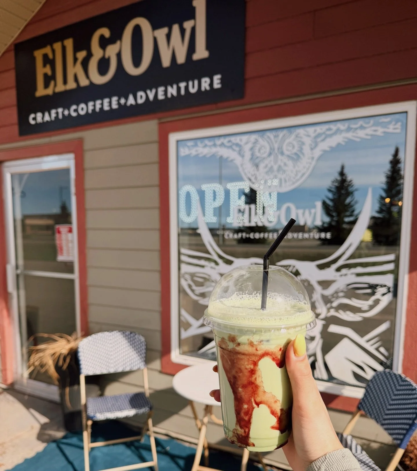 Sunshine, patio chats, and raspberry matcha vibes 😍 

We&rsquo;re your local go-to spot for craft-roasted specialty coffee beans, high-quality coffee accessories, and all things specialty coffee! 

📍Find us at 708 Main Ave W, Sundre
Open Fri, Sat &